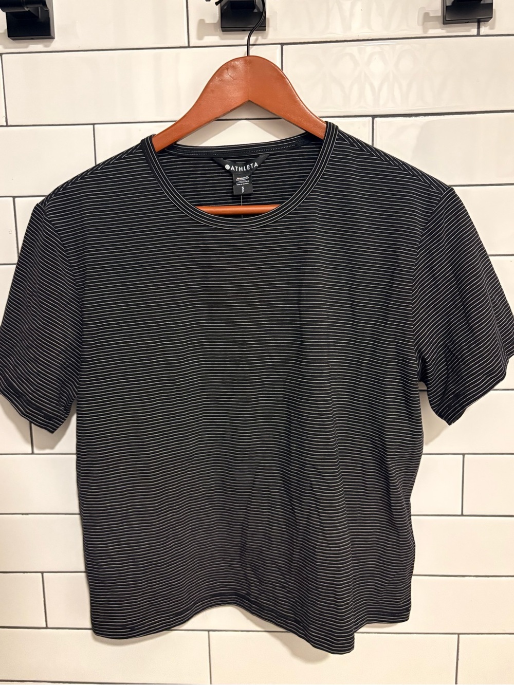 New Athleta Essentials Black with White Thin-Stripe Crew Tee - Picture 2 of 5